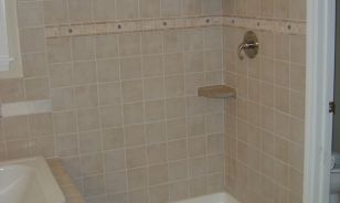 Powell OH Shower and Soaker Tub